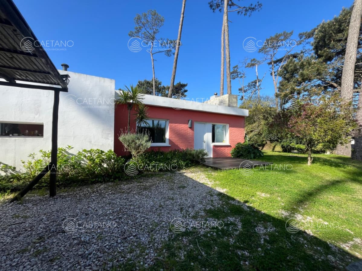 venta casa 2 dormitorios, punta del este, maldonado — foto 2