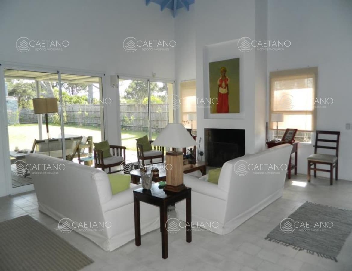 Amplia, luminosa y cómoda casa en Jose Ignacio — foto 2