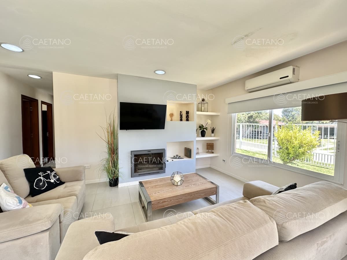 Venta  espectacular Casa - 6 dormitorios + Piscina y Barbacoa - El Tesoro, La Barra — foto 3