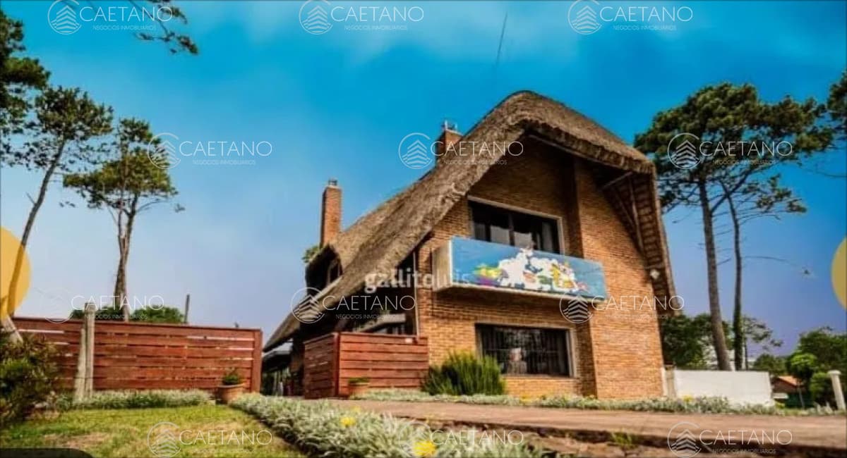 Venta Casa Punta Del Este, Jardines De Cordoba