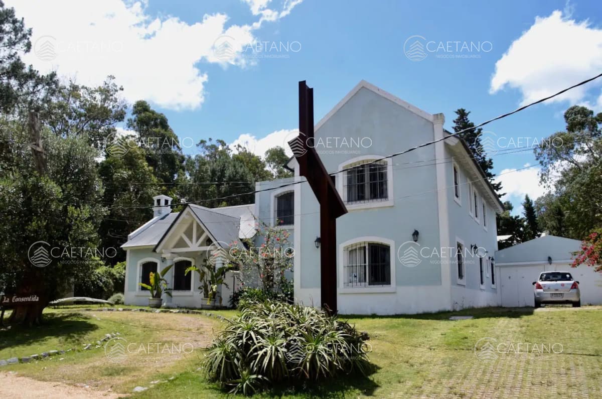 Venta casa 4 dormitorios. Montoya, La Barra.
