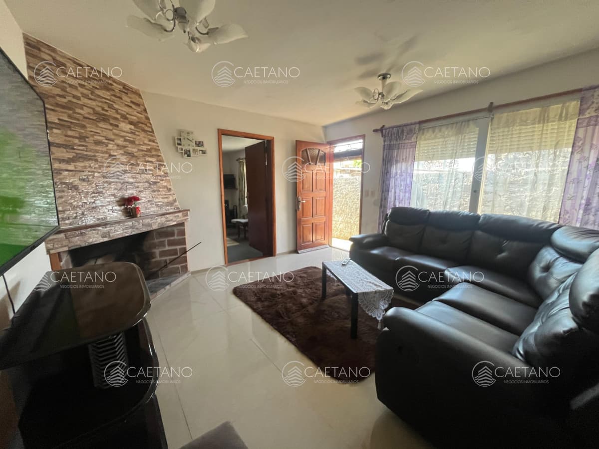 VENTA DE CASA 1 DORMITORIOS BARRIO SARANDI — foto 2