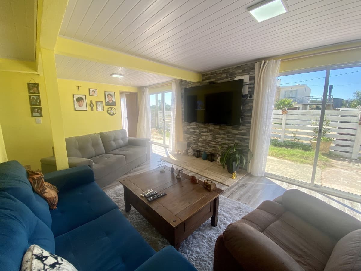 Venta casa 3 dormitorios en balneario buenos aires