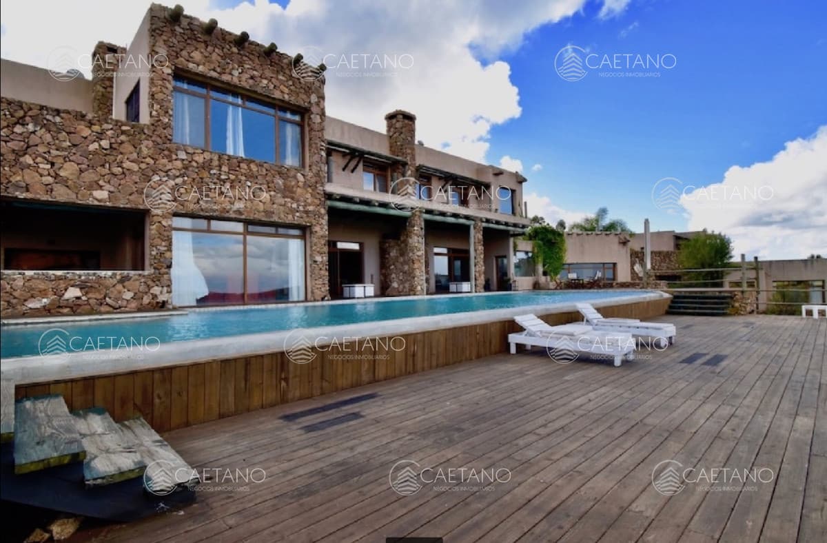 Chacra en venta sobre cerro Eguzquiza