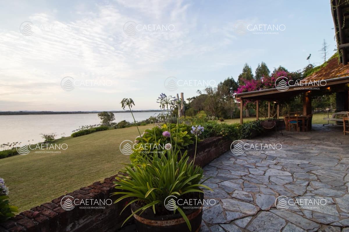 Venta chacra sobre Laguna del Sauce