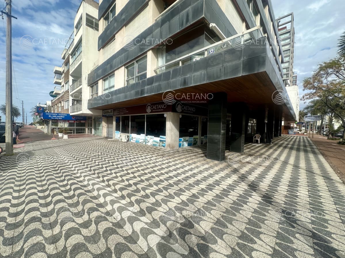 Local en alquiler en Punta del Este — foto 3
