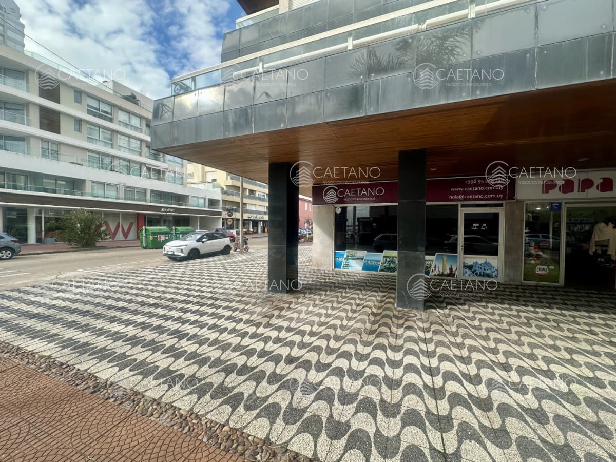 Local en alquiler en Punta del Este — foto 2