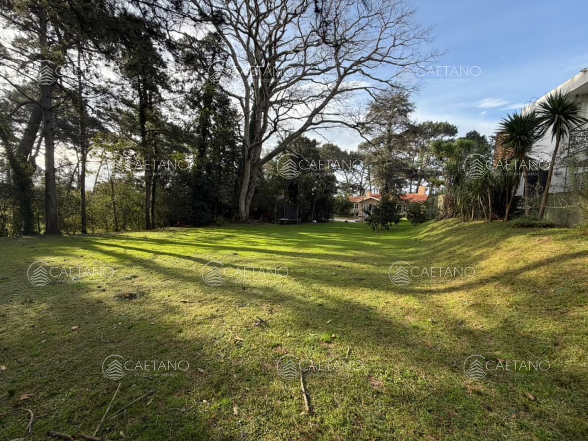 Venta terreno Jardines de Cordoba. Punta del Este. — foto 3