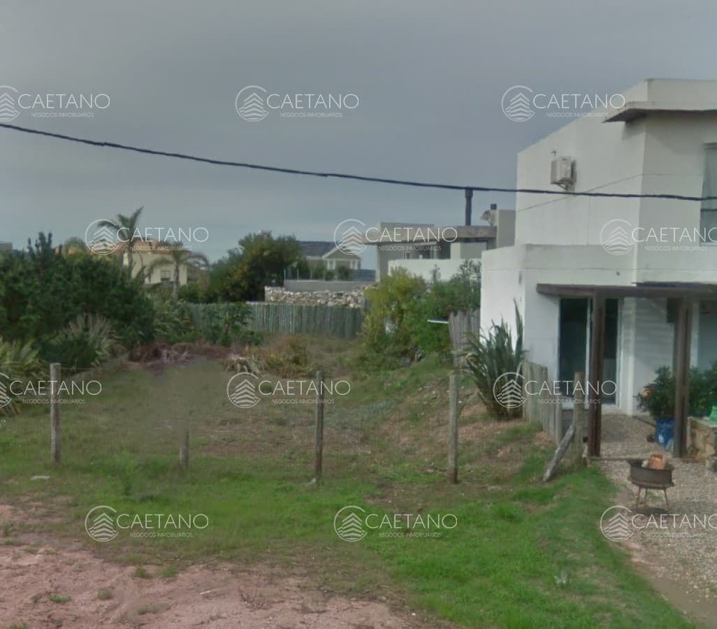 Venta terreno Montoya, La Barra.