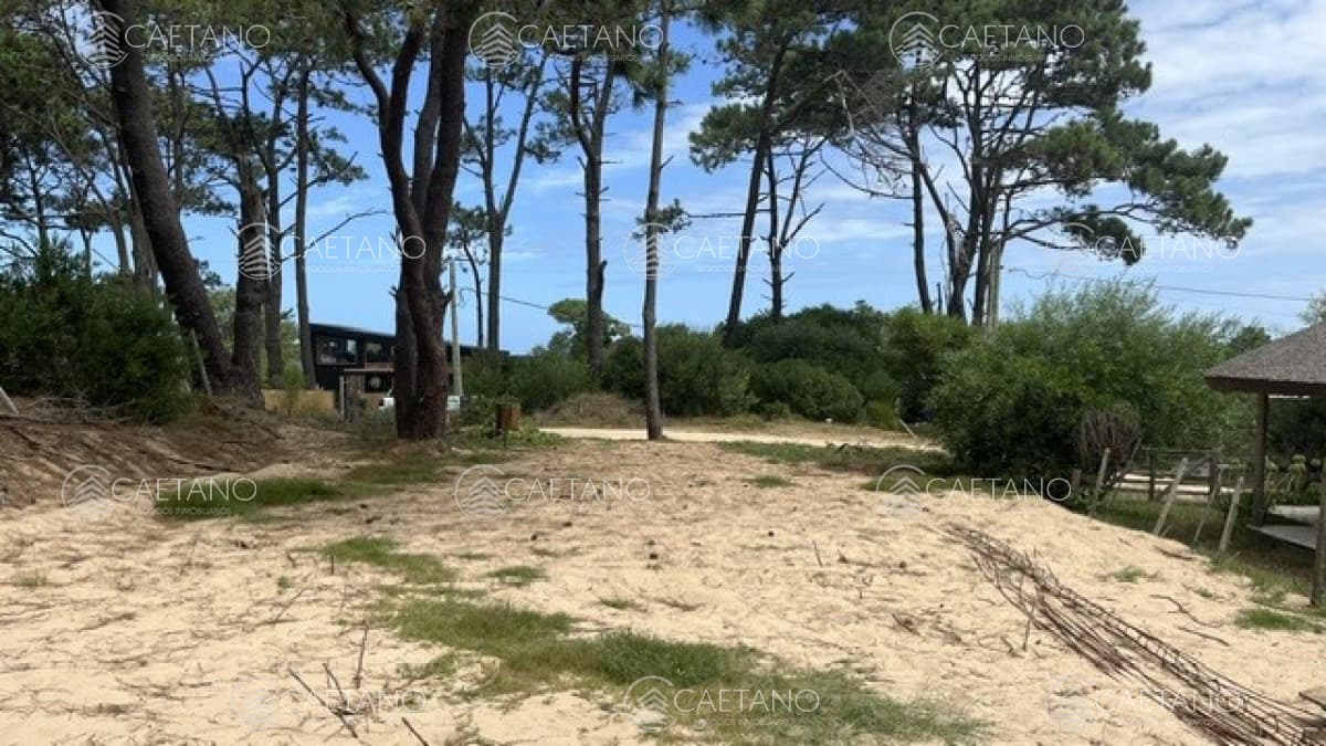 Terreno en venta en Manantiales