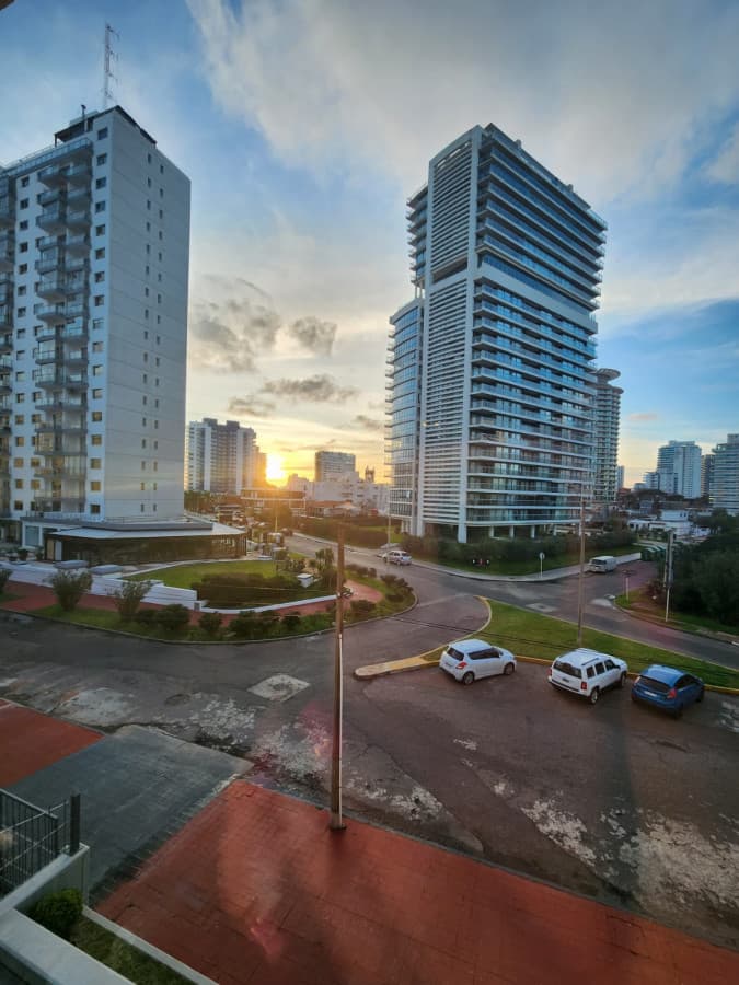 Departamento de 1 dormitorio en venta en complejo frente al mar , Playa Brava , Punta del este