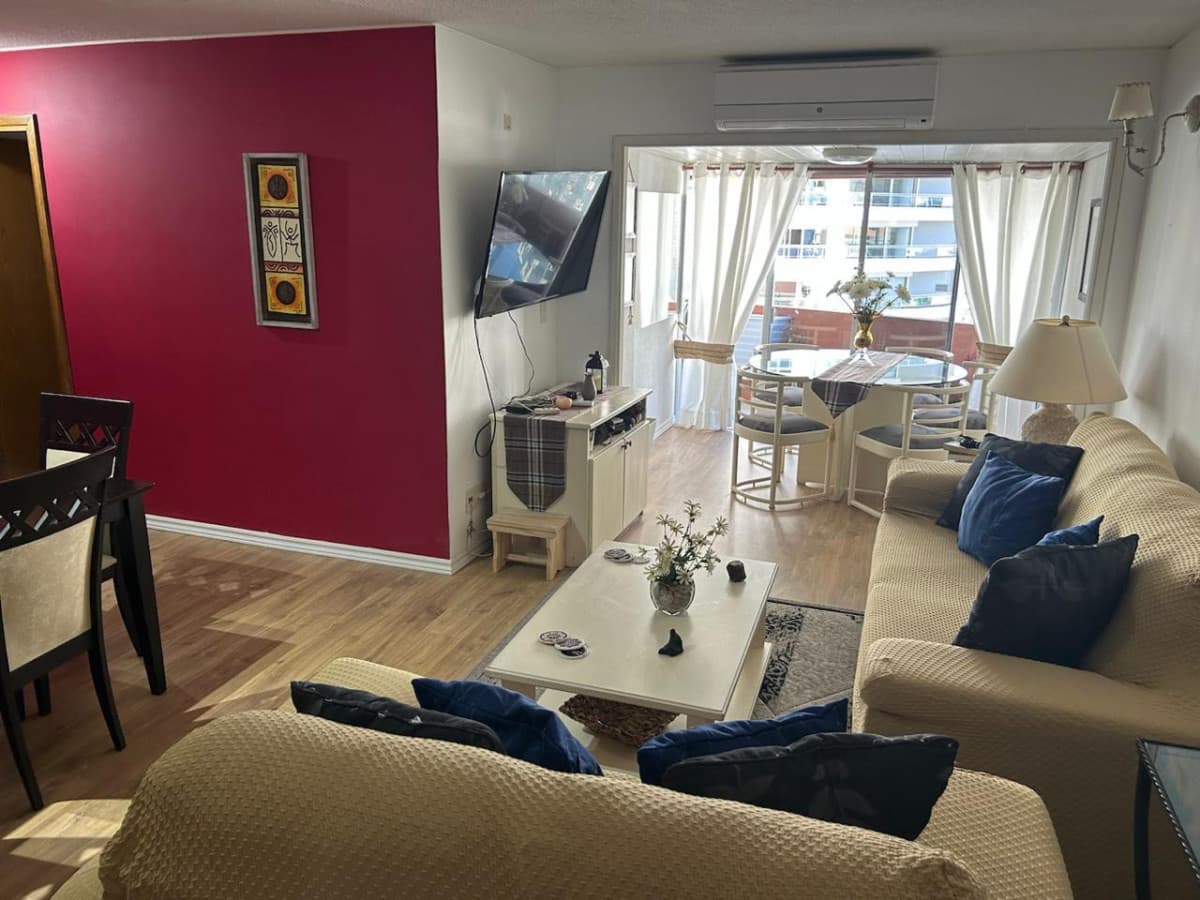 Apartamento en Venta y Alquiler, Brava, Punta del Este, 2 Dormitorios.