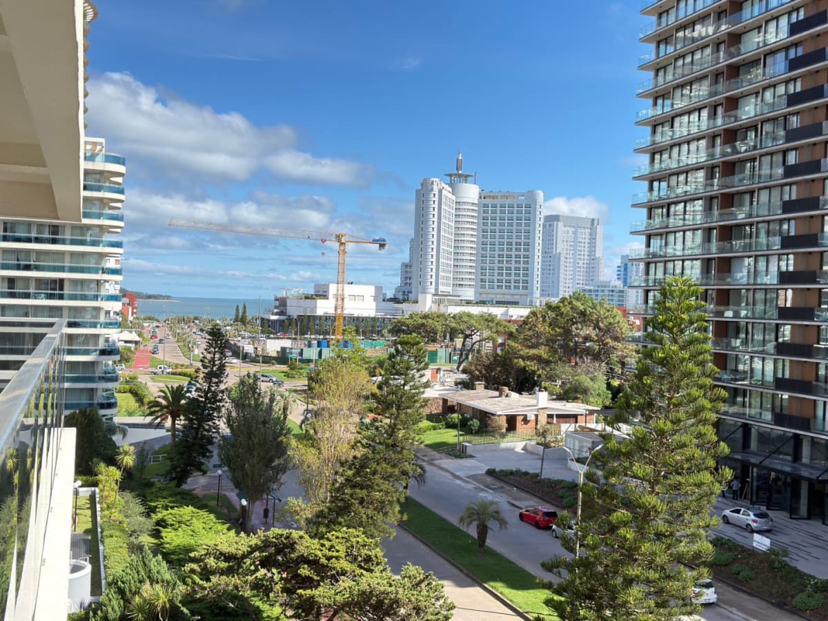 Apartamento en avenida chiverta