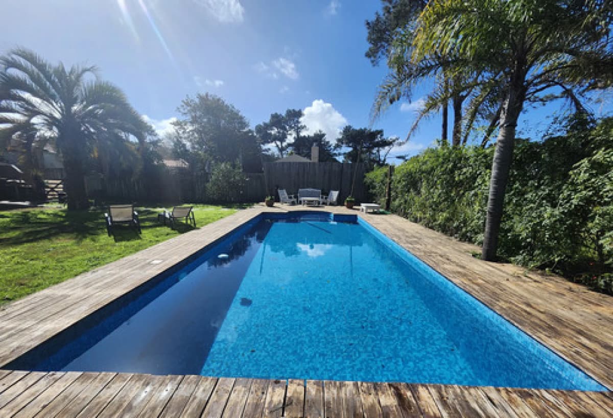 Casa En Punta Del Este A 1 Cuadras De La Playa.
