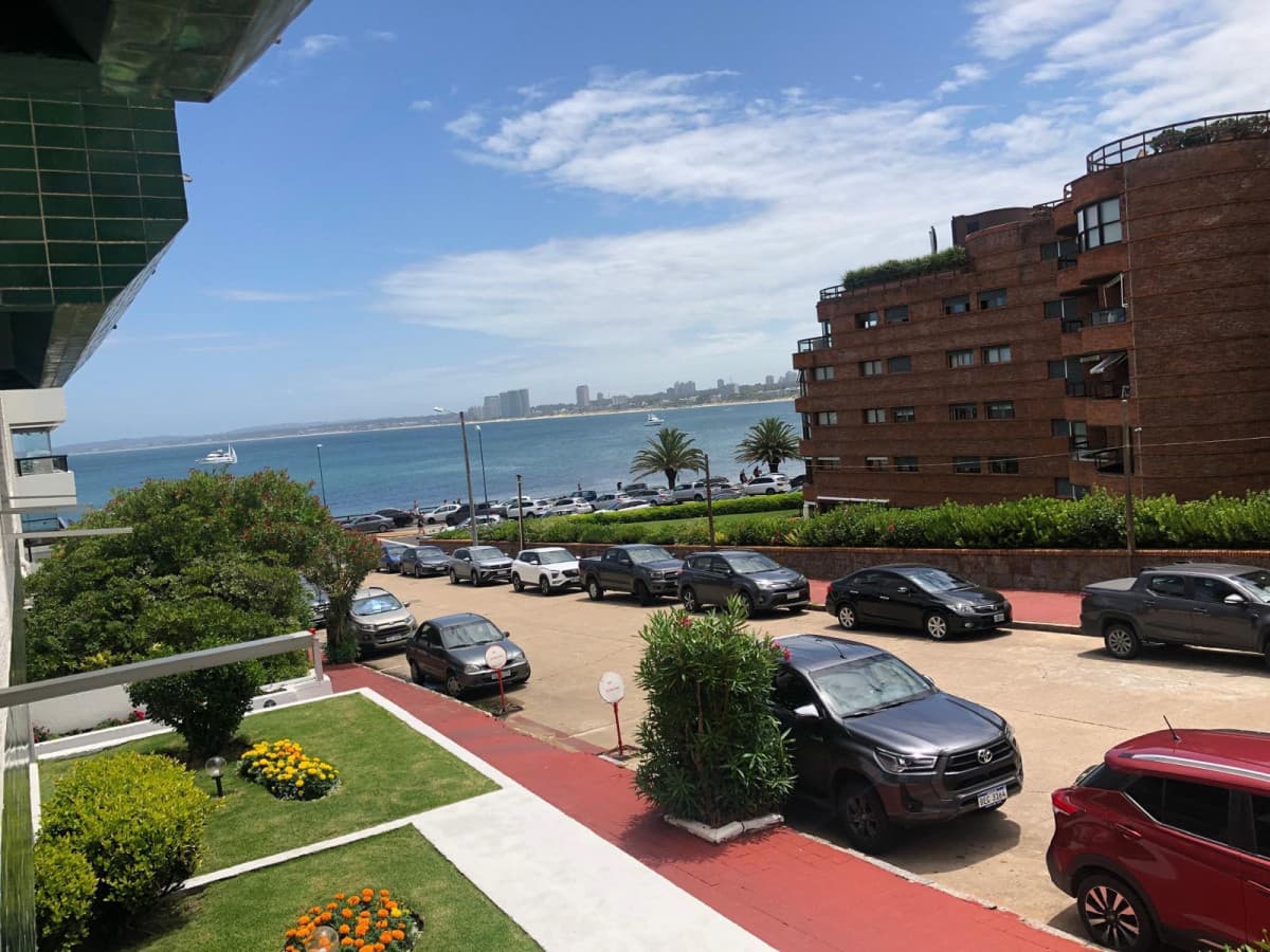Venta departamento 2 dormitorios en Edificio Positano, Playa Mansa, Península