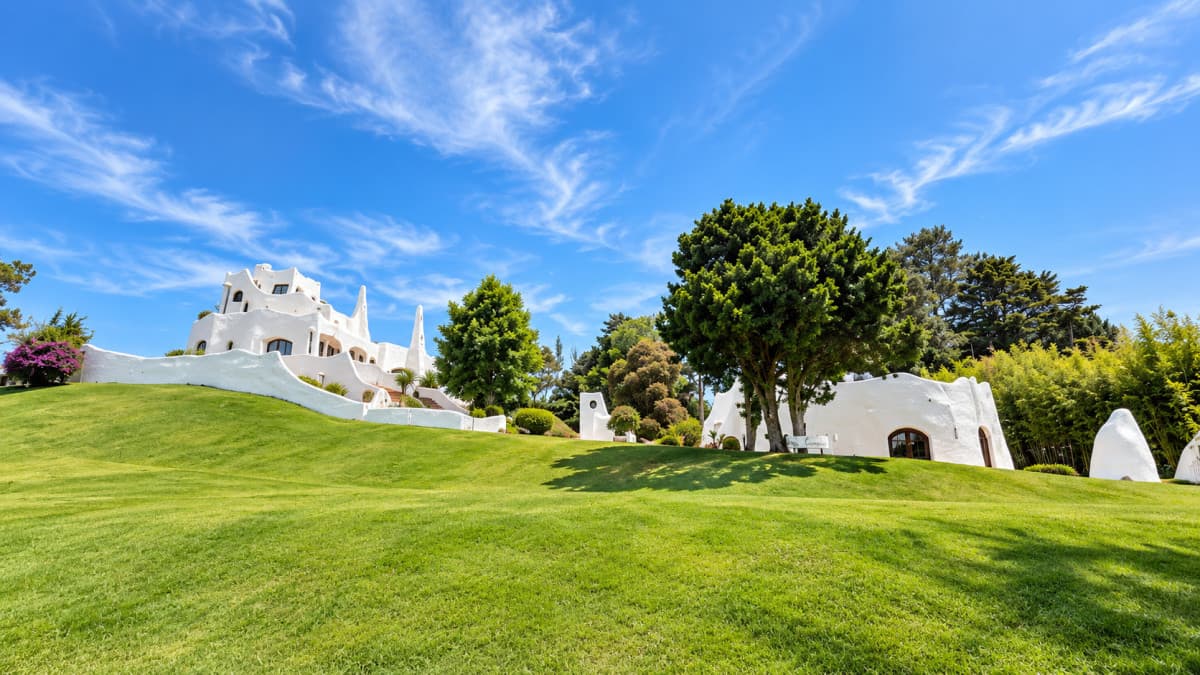 Pueblo Blanco, Iconica Residencia de Autor en Venta en Punta del Este